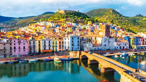 6800_Sardinien_24_2E1JT7T_Bosa-sardinen-placeholder