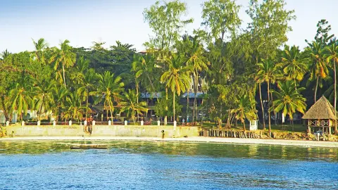 6804_Kenia_content_1920x1080px_Neptune-Beach-Resort-Beach-View-from-ocean-placeholder