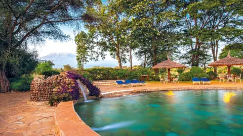 6804_Kenia_content_1920x1080px_RP_Amboseli_Swimming-Pool-placeholder
