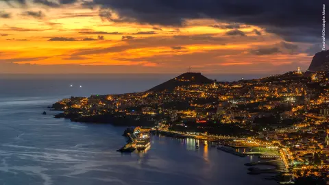 6806-09-Bluetenzauber-auf-Madeira_content_1920x1080px_Funchal©ChristopheAfonso-placeholder