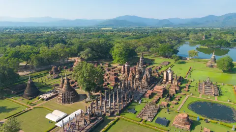 6818-19_goldenes-thailand_content_1920x1080px_Sukhothai-Historical-Park-placeholder