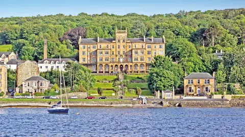 6823_Glanzlichter-Schottlands_content_1920x1080px_Glenburn-Hotel-in-Rothesay-placeholder