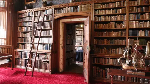 6823_Glanzlichter-Schottlands_content_1920x1080px_Mount-Stuart-House_Bibliothek-placeholder