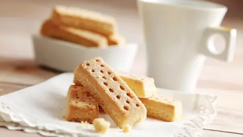 6823_Glanzlichter-Schottlands_content_1920x1080px_Shortbread-mit-Tee-oder-Kaffee-placeholder
