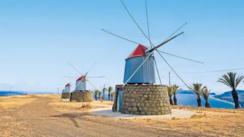 6837_Madeira_Porto-Santo_content_1920x1080px_porto-santo-windmill-placeholder