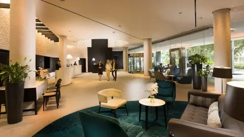6848_Australien_content_1920x1080px_Parkroyal-Darling-Harbour-Sydney_Lobby-placeholder