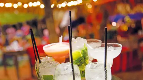 6831_Costa-Rica_content_1920x1080px_Cocktails-placeholder