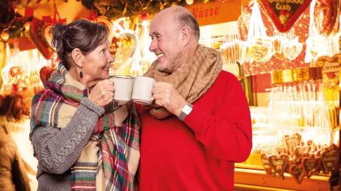 Glühwein auf dem Prager Weihnachtsmarkt-placeholder