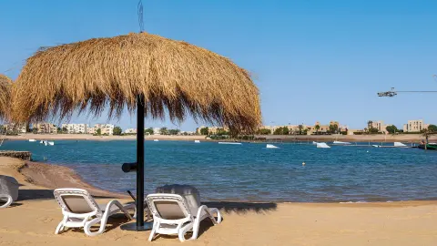 HRG111_Aegypten-Unser_Sonnenhit_content_1920x1080px_Creek-43_Hotelstrand-placeholder