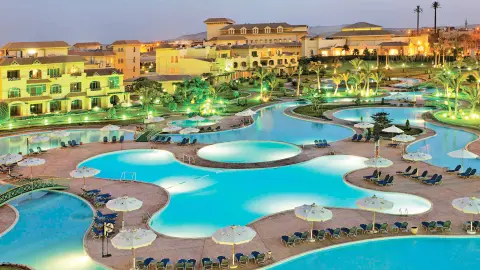 Mövenpick Hotel Kairo, Pool-placeholder