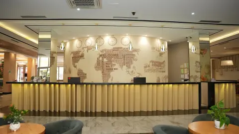 Horizont Hotel, Rezeption-placeholder