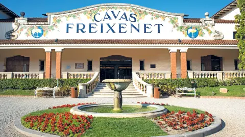 7064_Katalonien-für-alle-Sinne_content_1920x1080px_Weingut-Cava-Freixenet2-placeholder