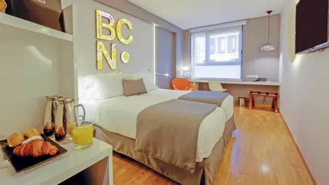 6899_Staedte-Erlebnis_Barcelona_content_1920x1080px_Evenia-Rossello_zimmer-placeholder