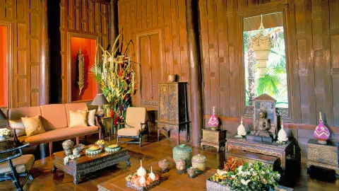 5204-05_BKK113-14_Thailand-&-Laos_content_1920x1080px_Jim-Thompson-Museum-placeholder