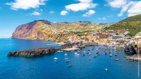 6806-09-Bluetenzauber-auf-Madeira_content_1920x1080px_Cidade-de-Camara-de-Lobos005Â©Nuno-Andrade-placeholder