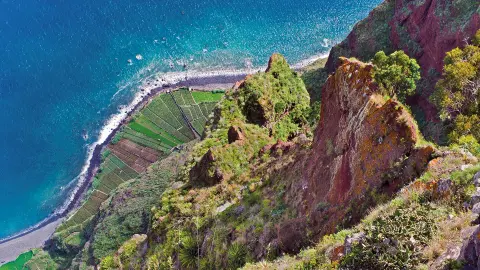 6806-09-Bluetenzauber-auf-Madeira_content_1920x1080px_cabo-girau-placeholder