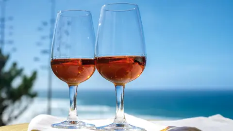 6806-09-Bluetenzauber-auf-Madeira_content_1920x1080px_madeira-wein-placeholder