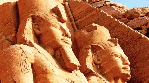 5241_Aegypten_content_1920x1080px_Ausflug Abu Simbel_Kolossalstatuen von Ramses II.-placeholder