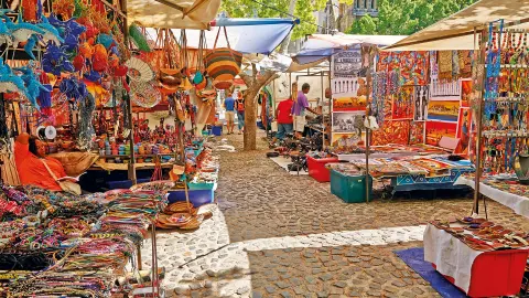 6847_Kapstadt_Markt-am-Greenmarket-Square-placeholder
