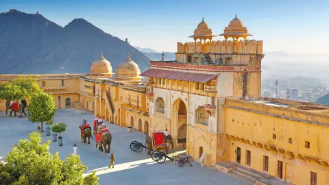 6817 Magisches Indien_Fort_Amber2-placeholder