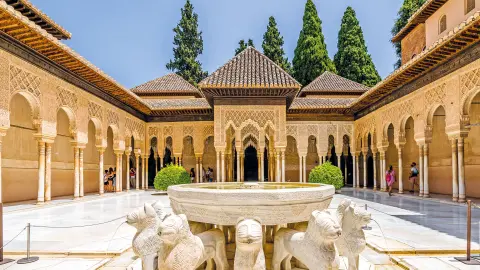 AGP111_Das-Beste-aus-Andalusien_content_1920x1080px_Patio-de-los-leones-placeholder