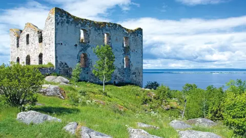 RDO611_Einmal-rund-um-die-Ostsee_content_1920x1080px_Burgruine-Brahehus-placeholder