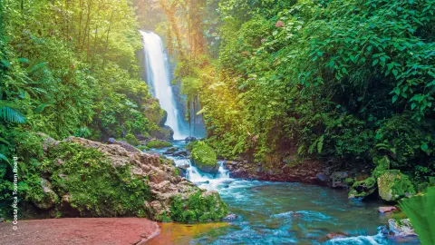 Wasserfall im La Paz Naturschutzgebiet-placeholder