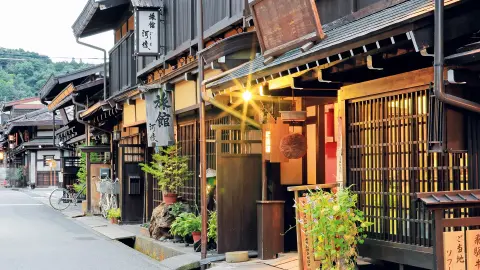 5896_Faszination-Japan_content_1920x1080px_Altstadt-von-Takayama-placeholder