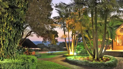 CPT111-112_Faszination-Suedafrika_content_1920x1080px_Hazyview Sun Hotel_garten-placeholder
