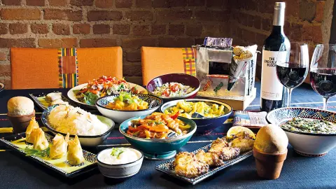 CPT111-112_Faszination-Suedafrika_GOLD_Dishes-placeholder
