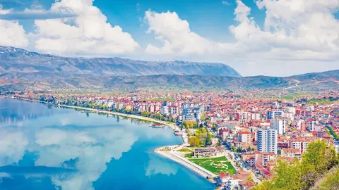6888_GAL111_Geheimnisvolles_Albanien_content_1920x1080px_Pogradec_am_Ohridsee-placeholder