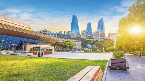 Teppichmuseum und Flammentürme in Baku-placeholder