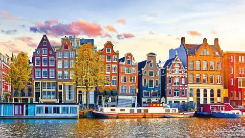 Häuserfront von Amsterdam-placeholder