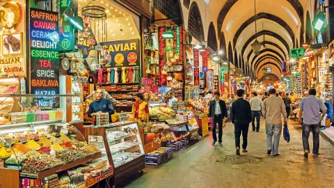 6869-70_Städte-Erlebnis-Istanbul_Ägyptischer-Basar-placeholder