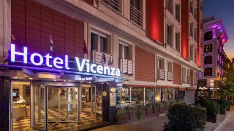 6869-70_Städte-Erlebnis-Istanbul_content_1920x1080px_Hotel-Vicenza_Aussen-1-placeholder