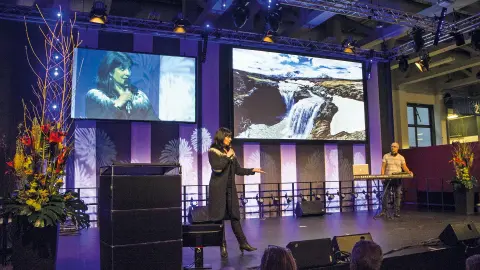 Willkommensabend mit Livegesang in Island mit trendtours-placeholder