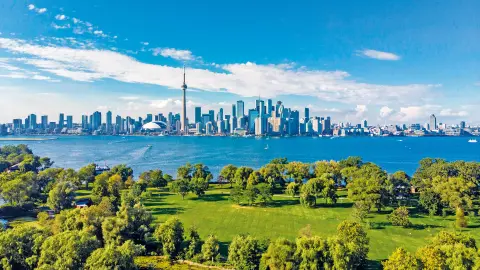 6851_JFK111_Ostkueste-USA-Kanada-2025_Toronto-placeholder