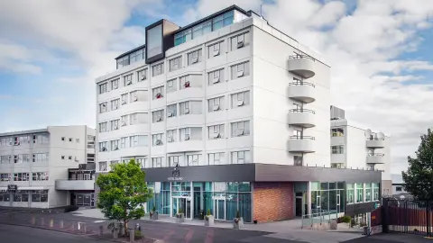 6871-72_Island-Nordlichter_content_1920x1080px_Hotel-Island-Spa-&-Wellness_Aussen-placeholder