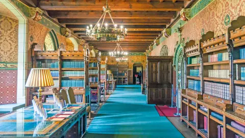 7084_LHR115_Wales_content_1920x1080px_Bibliothek-in-Cardiff-Castle-placeholder