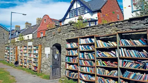7084_LHR115_Wales_content_1920x1080px_Hay-on-Wye-placeholder