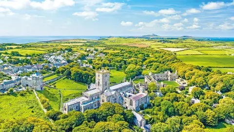 7084_LHR115_Wales_content_1920x1080px_St-Davids-Cathedral-placeholder