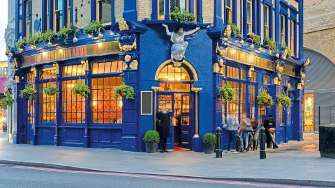 7227-Städte-Erlebnis-London_content_1920x1080px_london_pub-placeholder