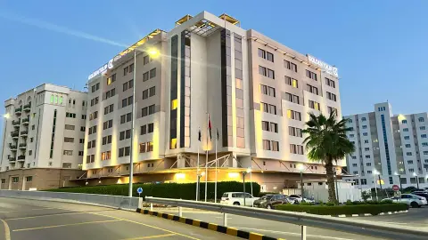 6877-78_Faszination_Oman_content_1920x1080px_Golden-Tulip-Muscat_03-placeholder