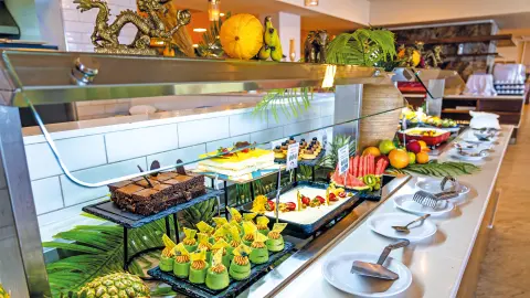 7077_Malta_content_1920x1080px_Hotel-Labranda-Riviera_food-placeholder