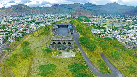MRU111_Trauminsel-Mauritius_EV_26_content_1920x1080px_Citeadell_Fort-Adeliade-placeholder