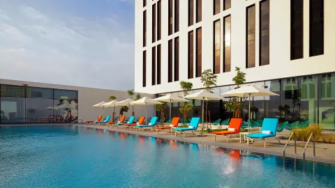 Hotel Aloft Meaisam, Poollandschaft-placeholder