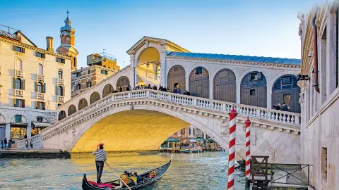 5343_magisches-venedig-strandspass-an-der-adria_content_1920x1080px_-Rialtobrücke in Venedig-placeholder