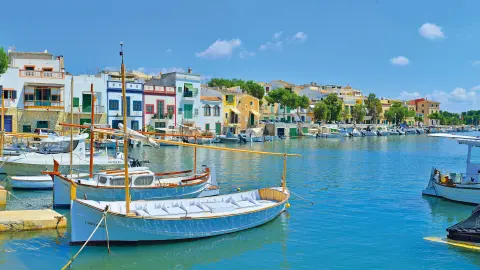 6805_Mallorca-zum-Verlieben_content_1920x1080px_Hafen-von-Porto-Colom-placeholder