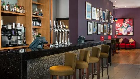 Barbereich des Hotels Park Inn by Radisson Aberdeen-placeholder