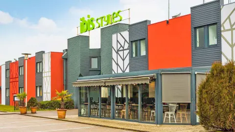 Ibis Styles Val-de-Reuil Hotel, Außenansicht-placeholder